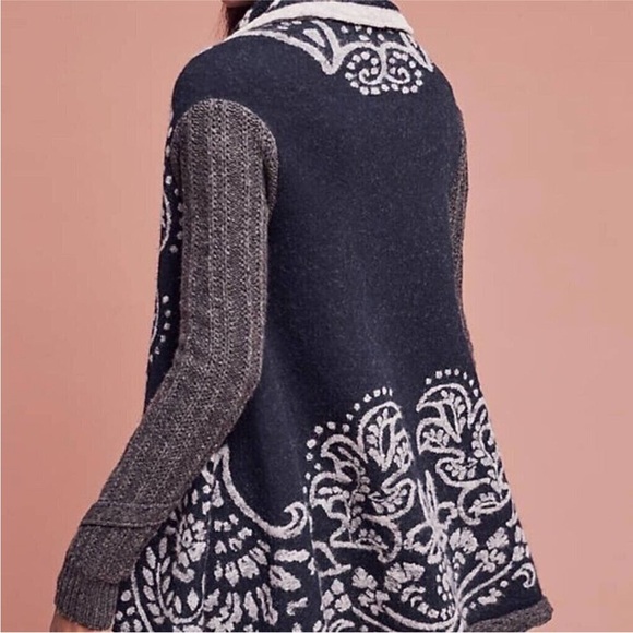 Sleeping on Snow First Snow Sweater - Picture 3 of 8